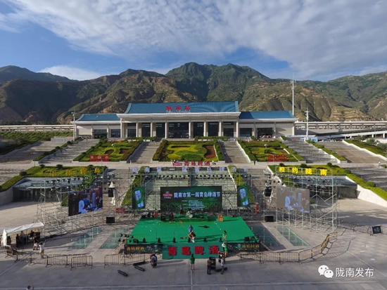 好嗨喲！隴南第一屆青島啤酒節(jié)開幕啦，為期8天